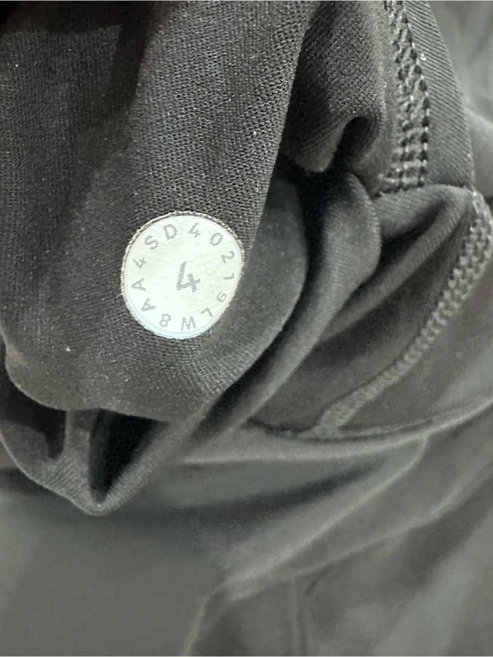 Lululemon play off the pleats skirt black size 4